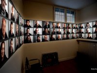 steeleseingesicht-ausstellung  Ein Highlight der vielen Kunstausstellungen 2014. Dieter Kunst zeigt Steele sein Gesicht