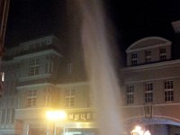 wasserrohrbruch  Wasser marsch. Ein Rohrbruch am Kaiser-Otto-Platz